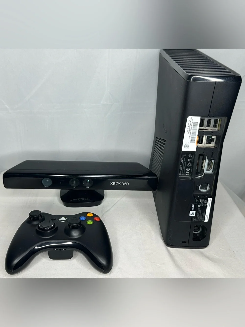Microsoft Xbox 360 Black Wireless Controller Bundle with Kinect